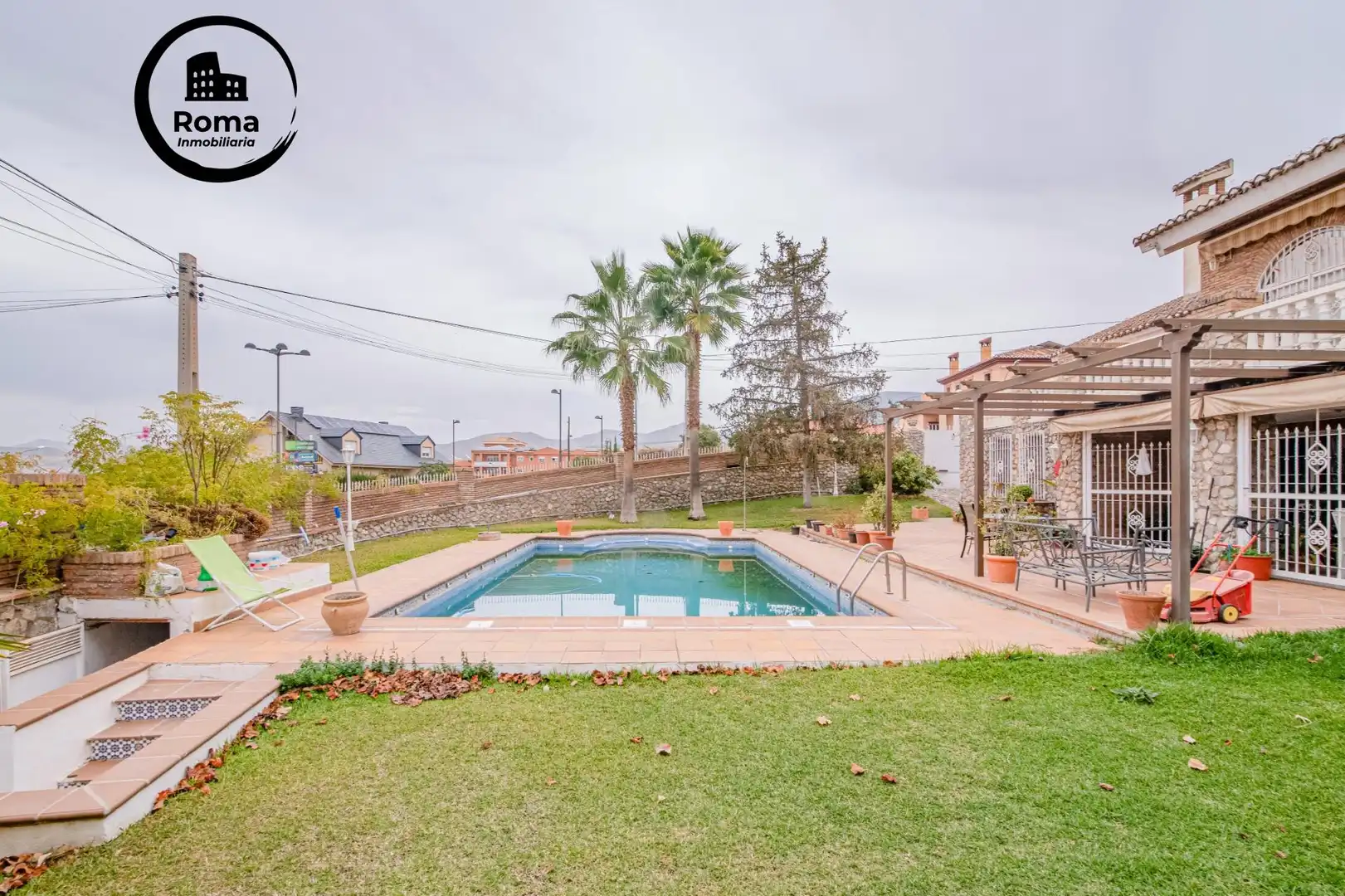 Piscina de Casa o chalet en venta en La Zubia con Calefacción, Jardín privado y Terraza