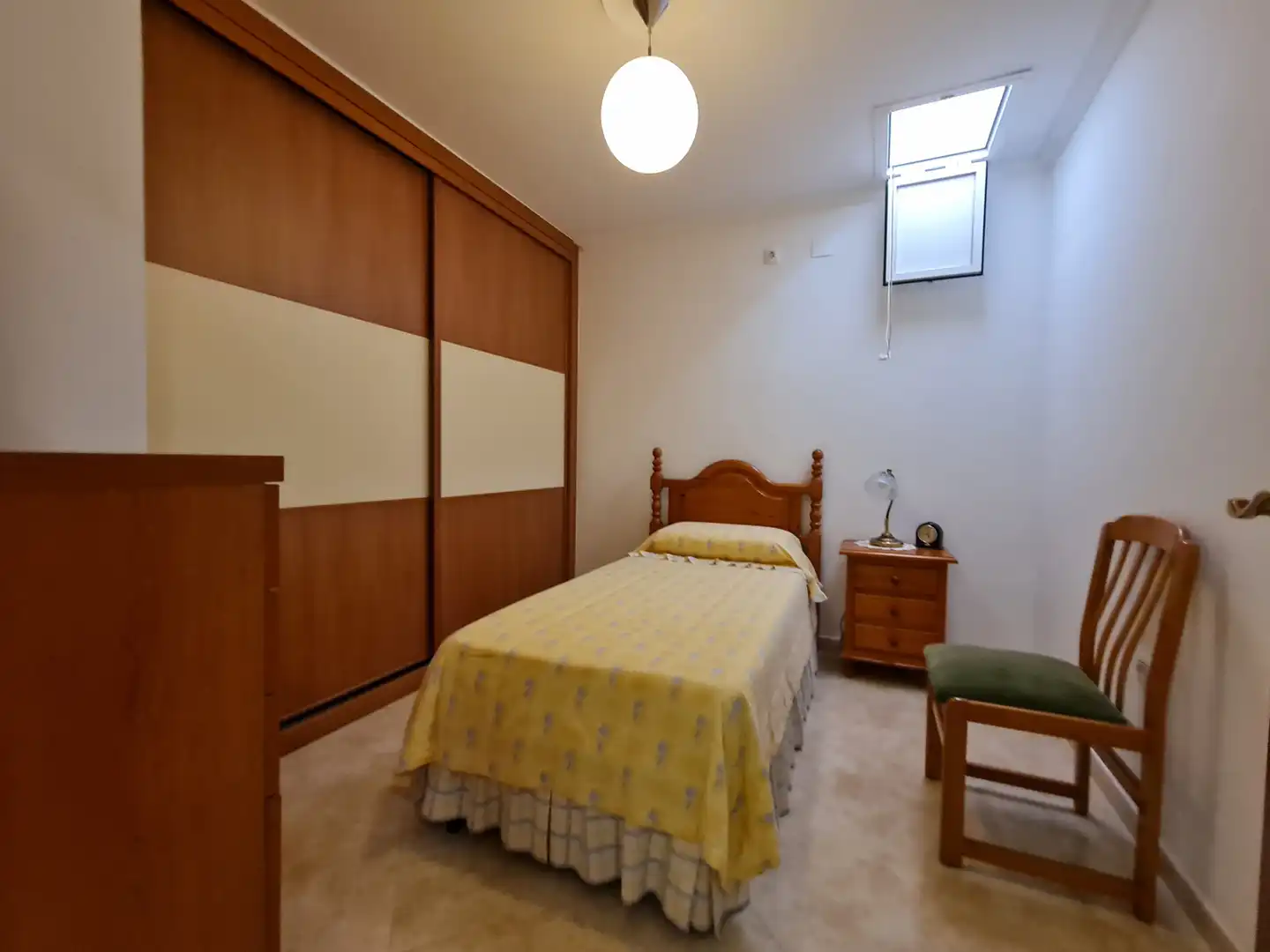 Bedroom of Houses for sale in Camas  with Air Conditioner, Terrace and Storage room