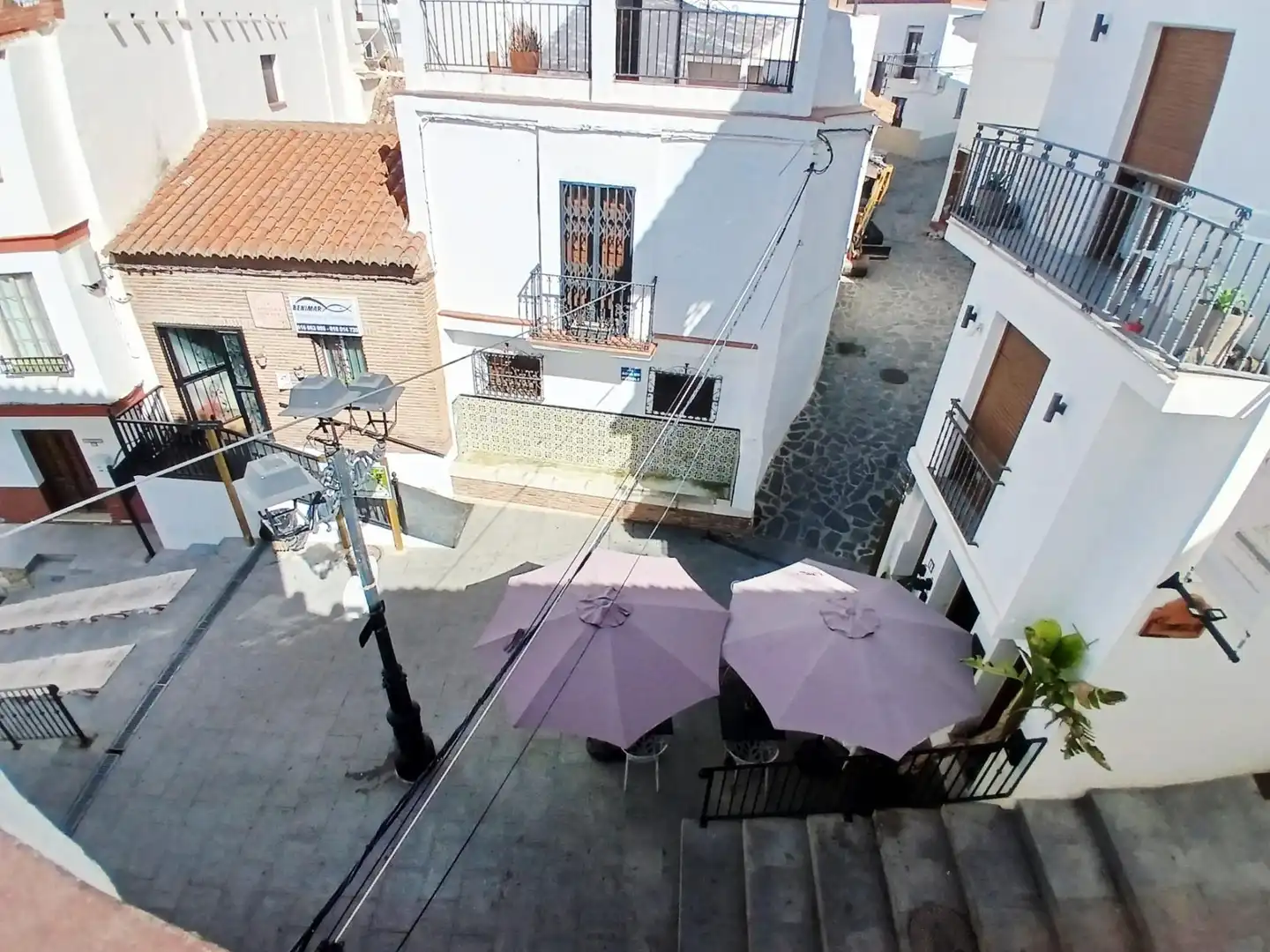 Vista exterior de Casa o xalet en venda en Canillas de Aceituno amb Terrassa i Balcó