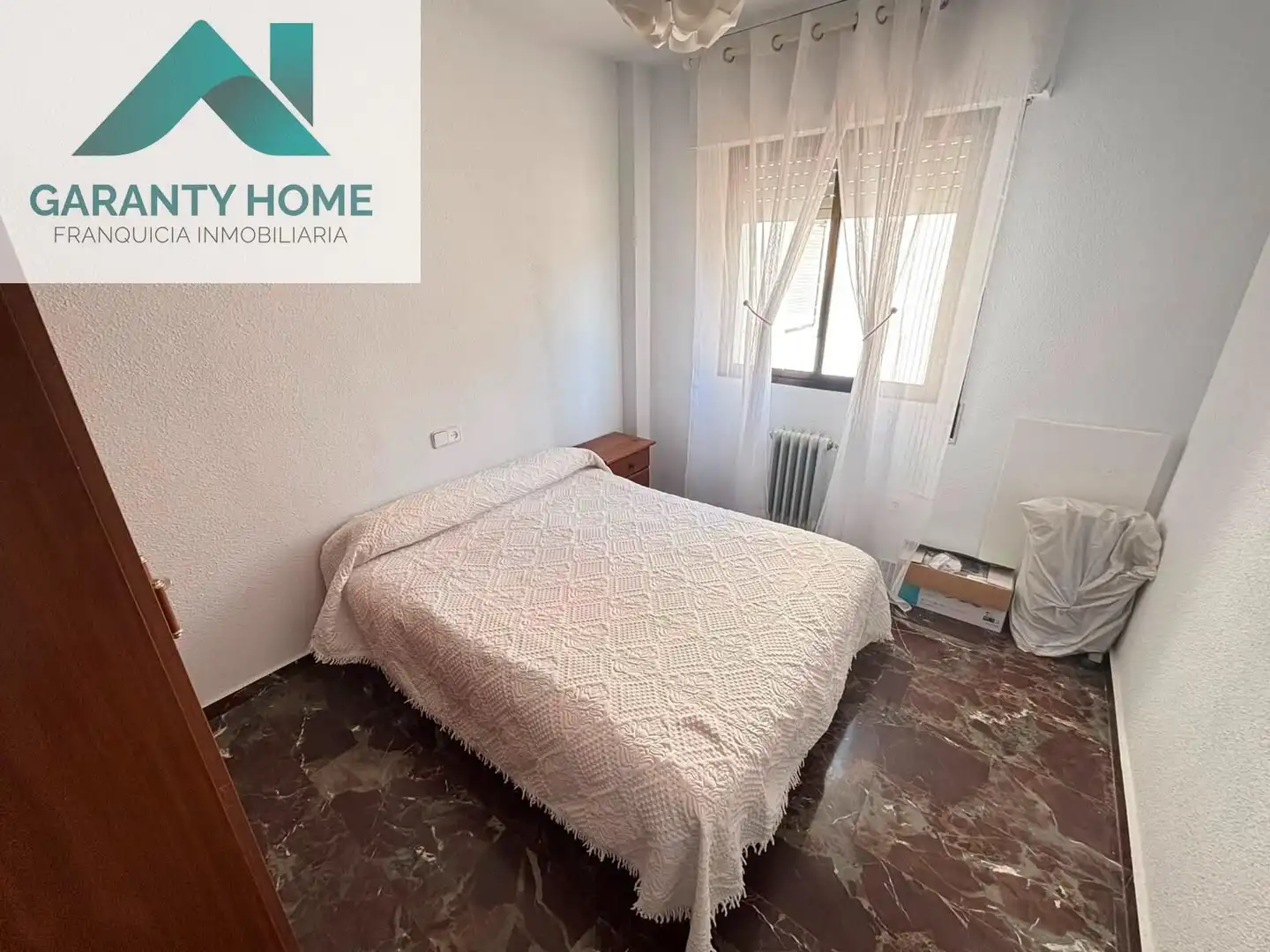 Habitación de Piso en venta en Torredonjimeno con Amueblado y Balcón