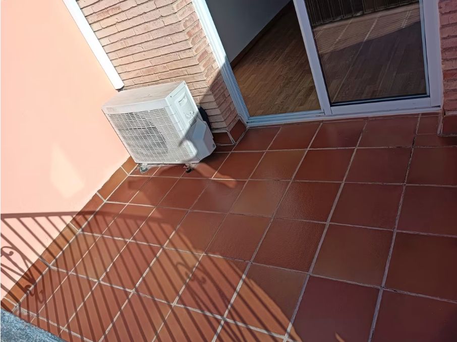 Terrassa de Dúplex en venda en Rubí amb Calefacció, Parquet i Terrassa