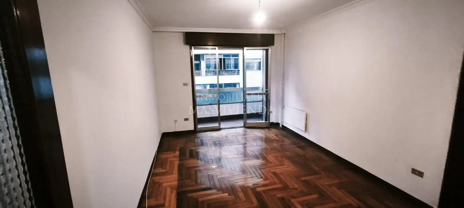 Habitación de Piso en venta en Vigo  con Calefacción, Terraza y Trastero