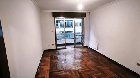 Foto 2 de Piso en venta en Caracas, Plaza España - Corte Inglés, Vigo