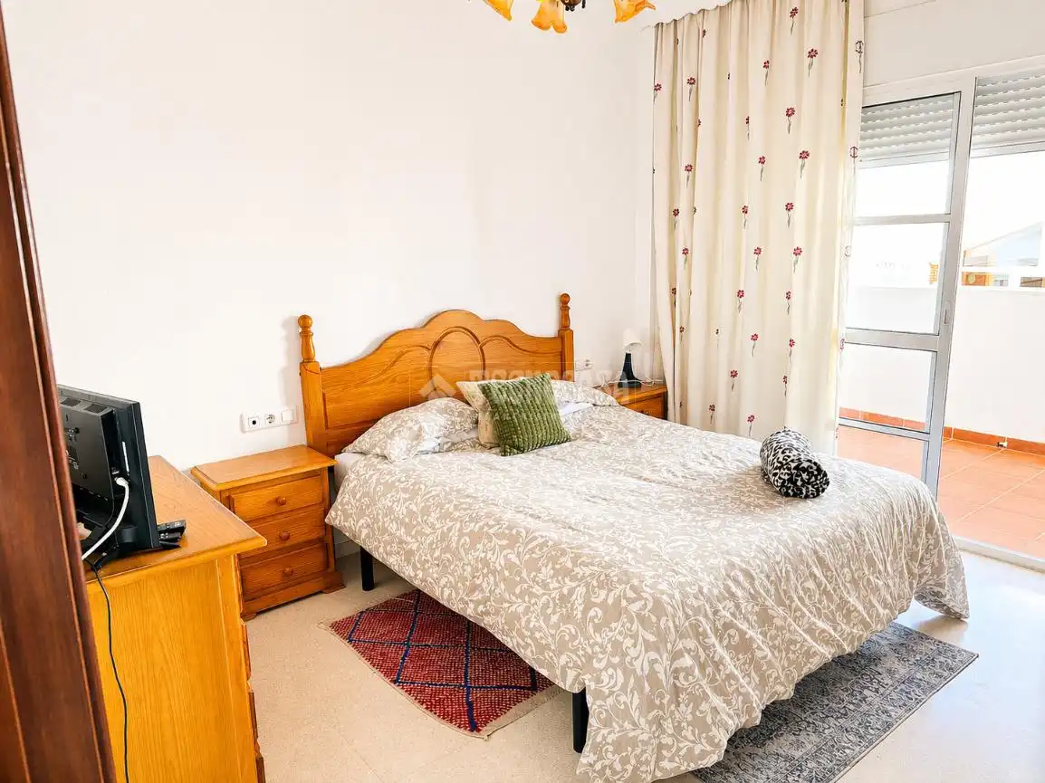 Habitación de Piso en venta en Torrox con Terraza y Balcón