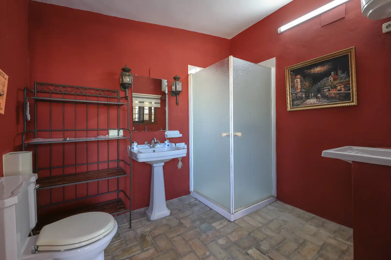Bathroom of Houses for sale in Morón de la Frontera  with Air Conditioner, Private garden and Swimming Pool