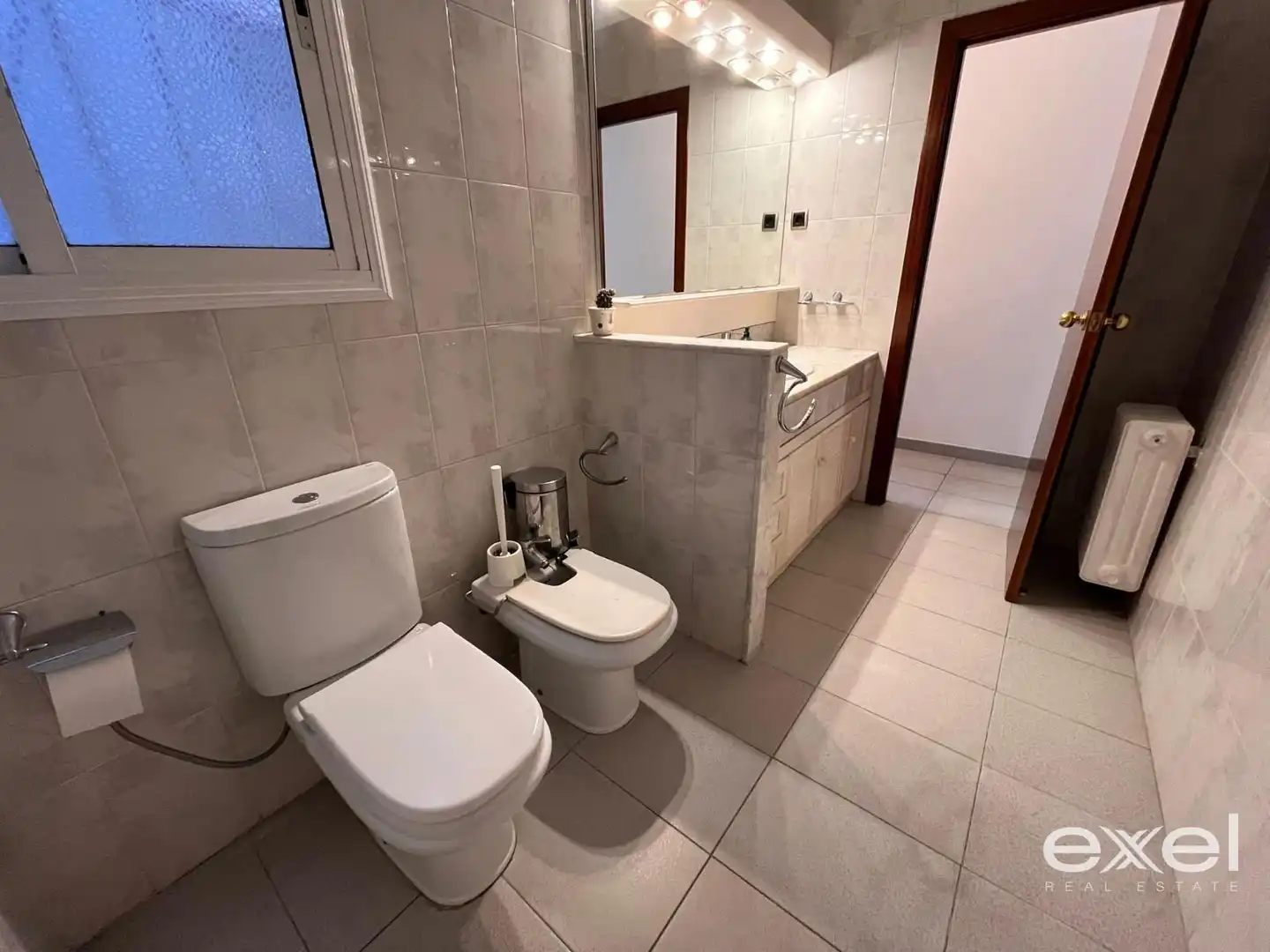 Bathroom of Houses for sale in Sant Joan Despí  with Air Conditioner, Heating and Terrace