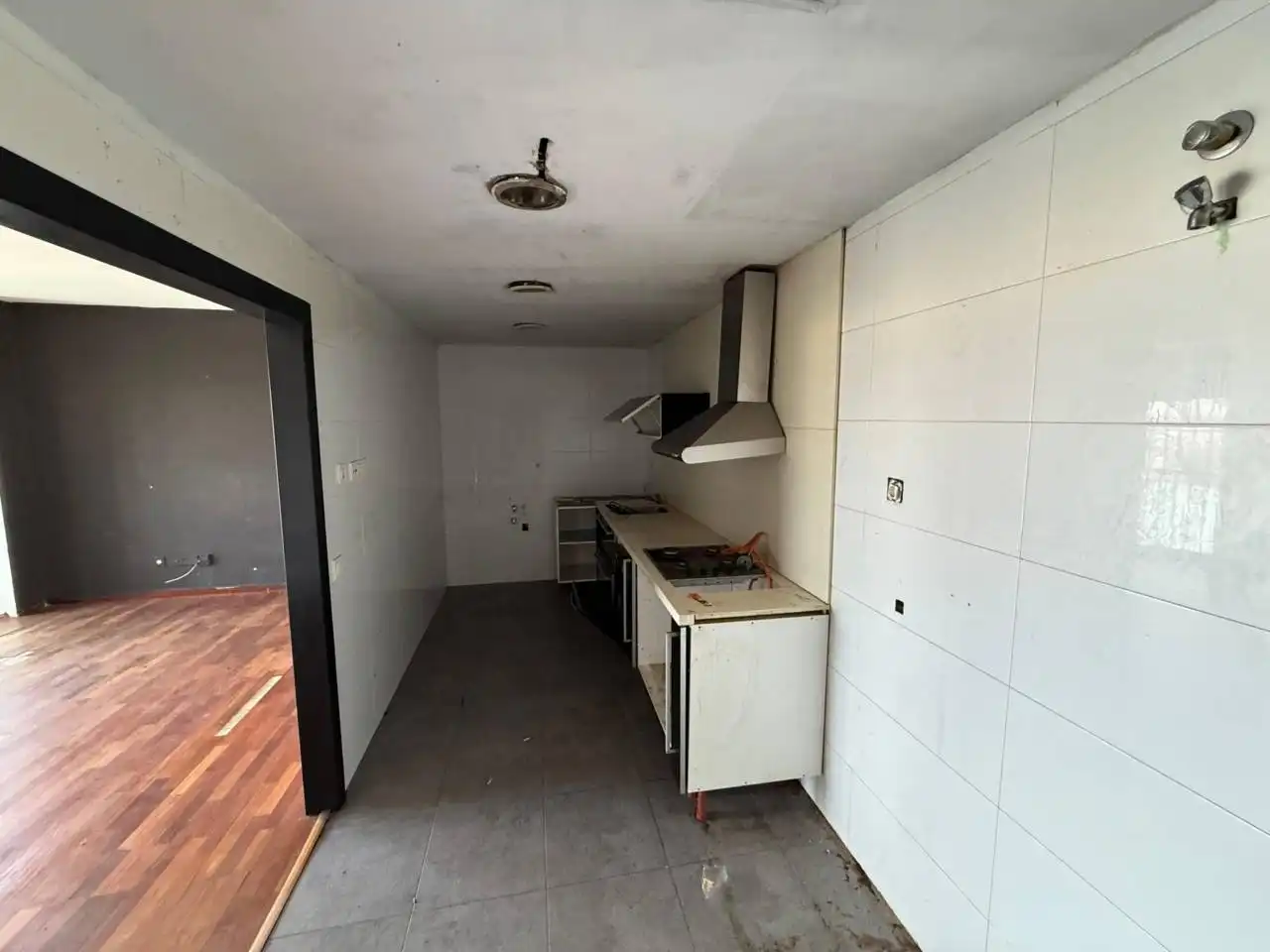 Kitchen of Flat for sale in Terrassa  with Air Conditioner, Parquet flooring and Terrace