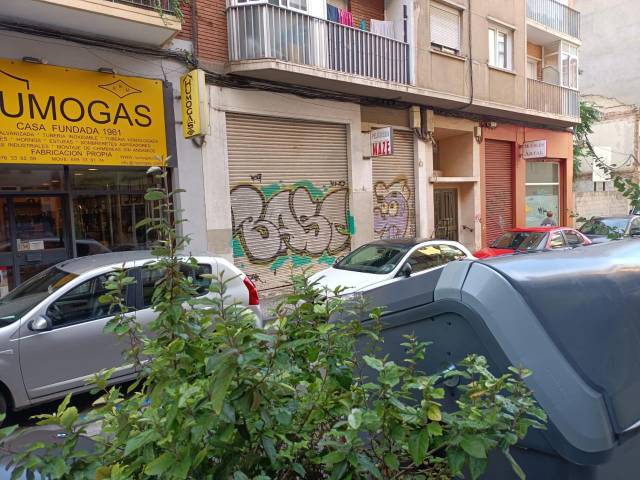 Local comercial en Venta en De Italia en Barrio de Delicias