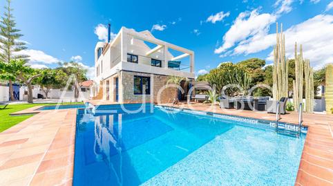 Foto 2 de Casa o xalet en venda a Calle Calle Concha Espina, Vistahermosa, Alicante / Alacant