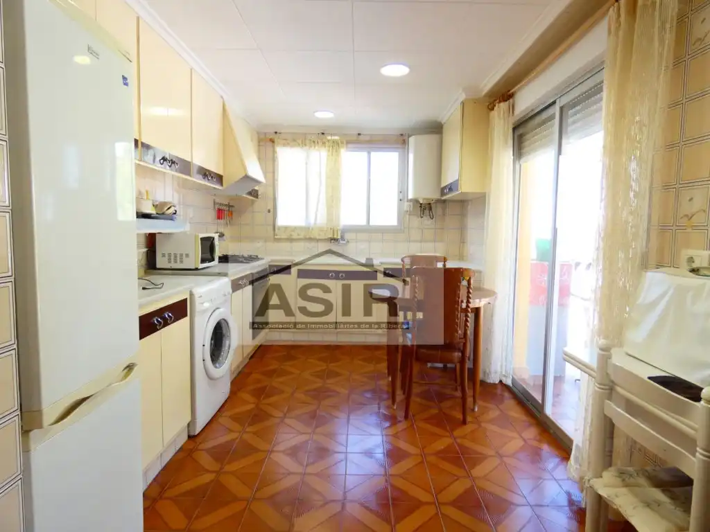 Cocina de Casa o chalet en venta en Alzira con Aire acondicionado, Jardín privado y Terraza