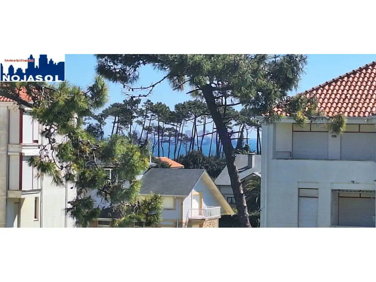 Vista exterior de Piso de alquiler en Noja con Calefacción, Parquet y Amueblado