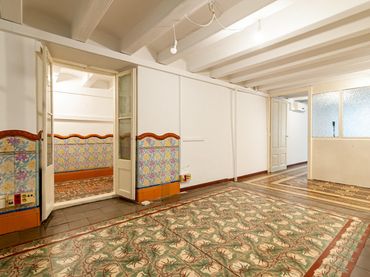 Ufficio con balcone in affitto a Avinguda de Barcelona
