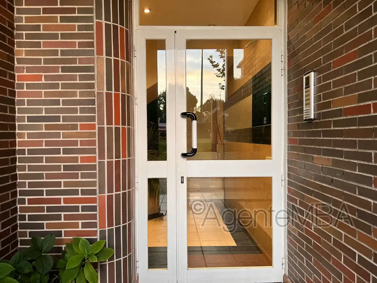 Flat with terrace to rent in Calle Isaac Albéniz 18, imagen 5