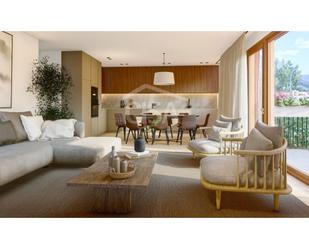 Living room of Flat for sale in La Seu d'Urgell  with Terrace, Swimming Pool and Oven
