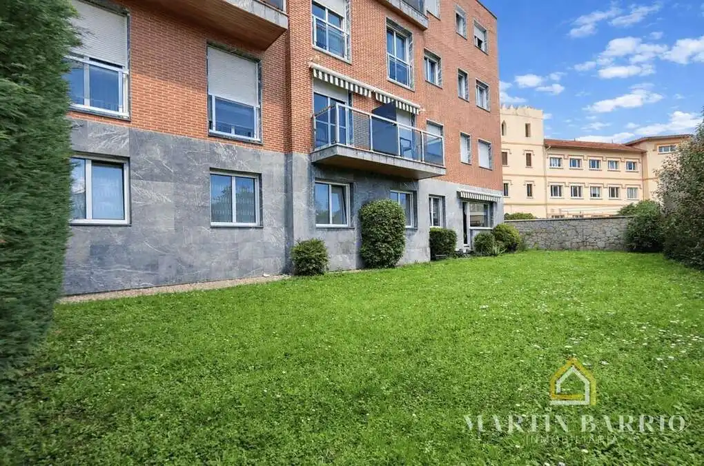 Vista exterior de Piso en venta en Getxo  con Aire acondicionado, Calefacción y Jardín privado