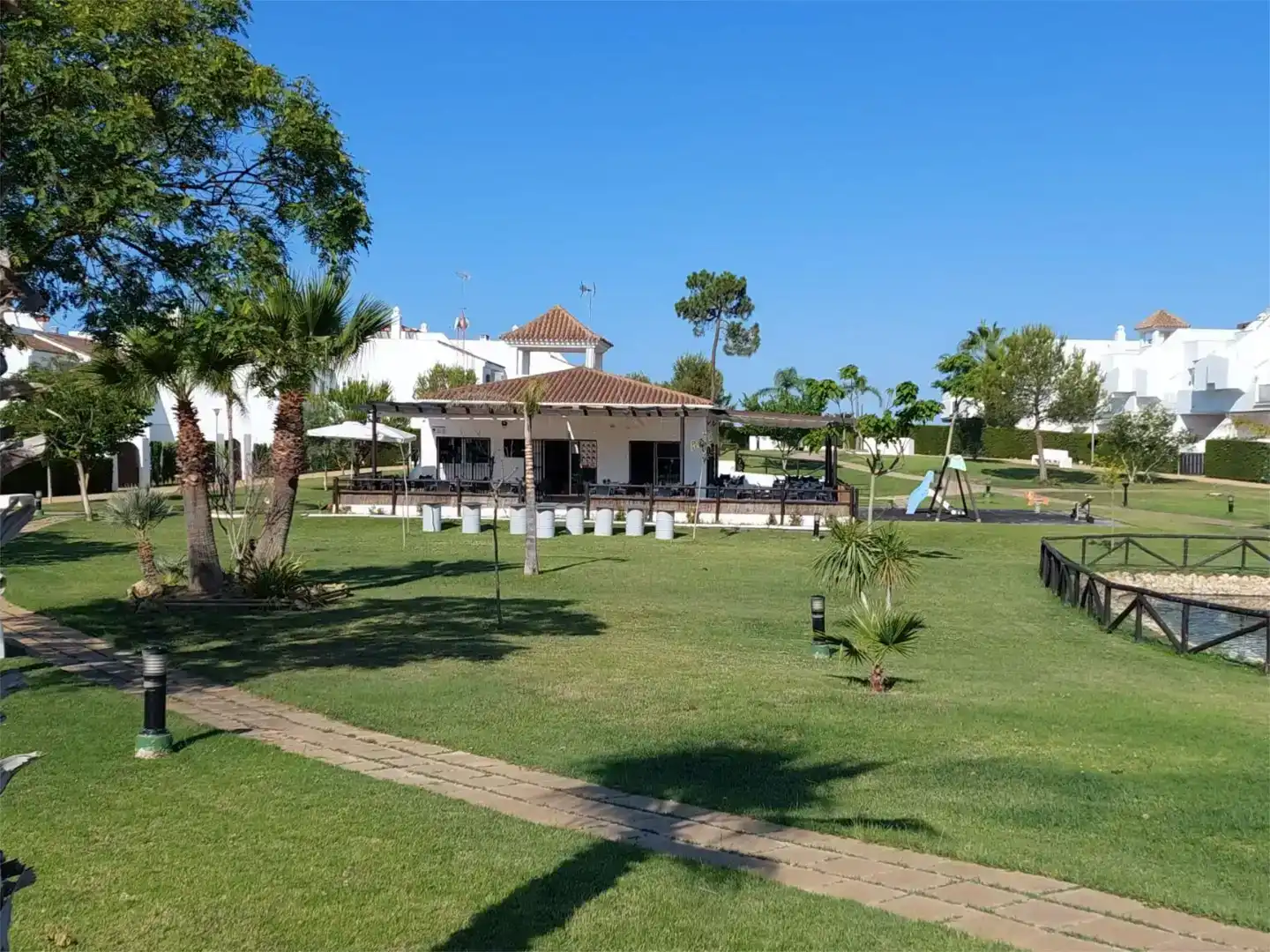 Garden of Flat for rent in Islantilla  with Air Conditioner, Private garden and Storage room