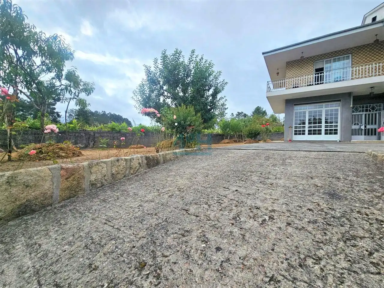 Vista exterior de Casa o xalet en venda en Maside amb Jardí privat i Balcó