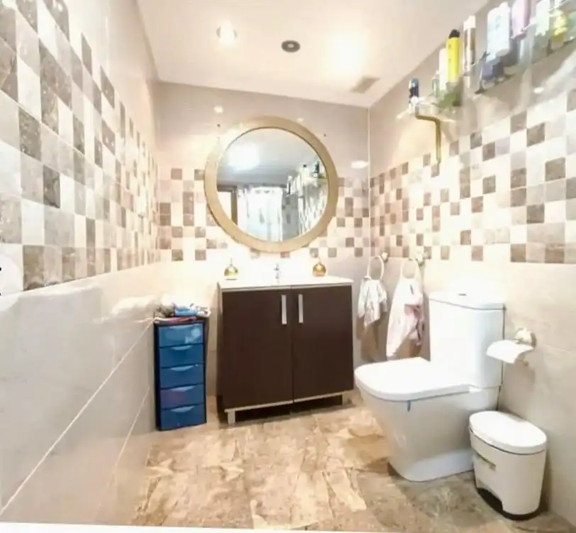 Baño de Planta baja en venta en Benidorm con Aire acondicionado y Jardín privado