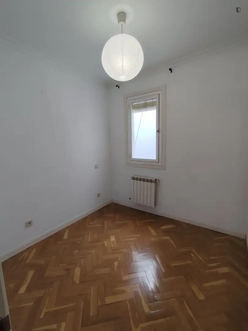 Habitación de Apartamento de alquiler en Madrid con Aire acondicionado, Amueblado y Horno