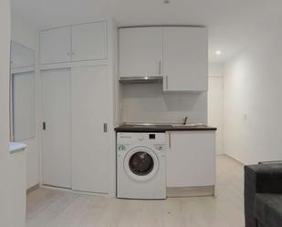 Kitchen of Study to share in  Madrid Capital  with Air Conditioner and Terrace