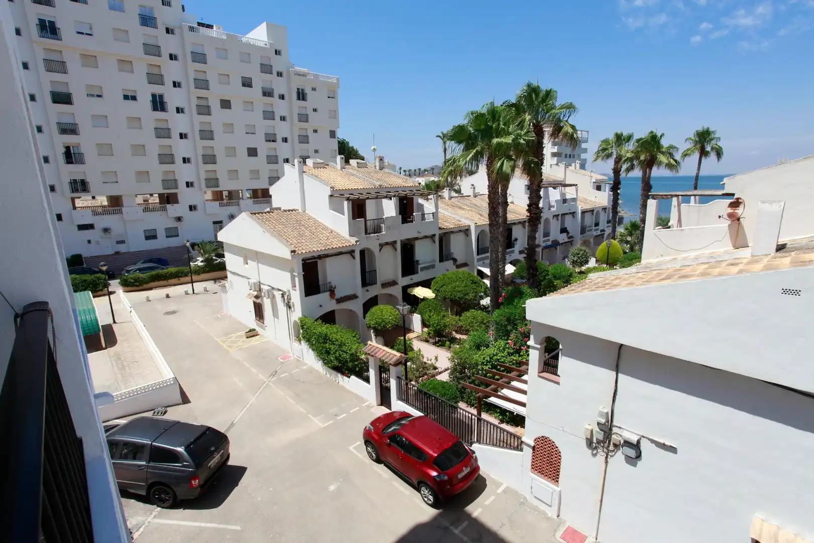 Vista exterior de Apartamento en venta en La Manga del Mar Menor con Jardín privado, Terraza y Amueblado