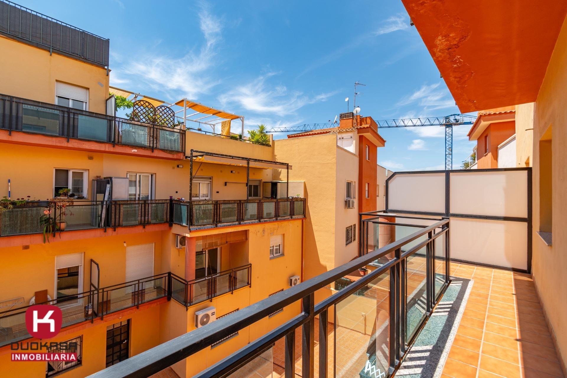 Exterior view of Duplex for sale in Churriana de la Vega  with Heating, Terrace and Storage room