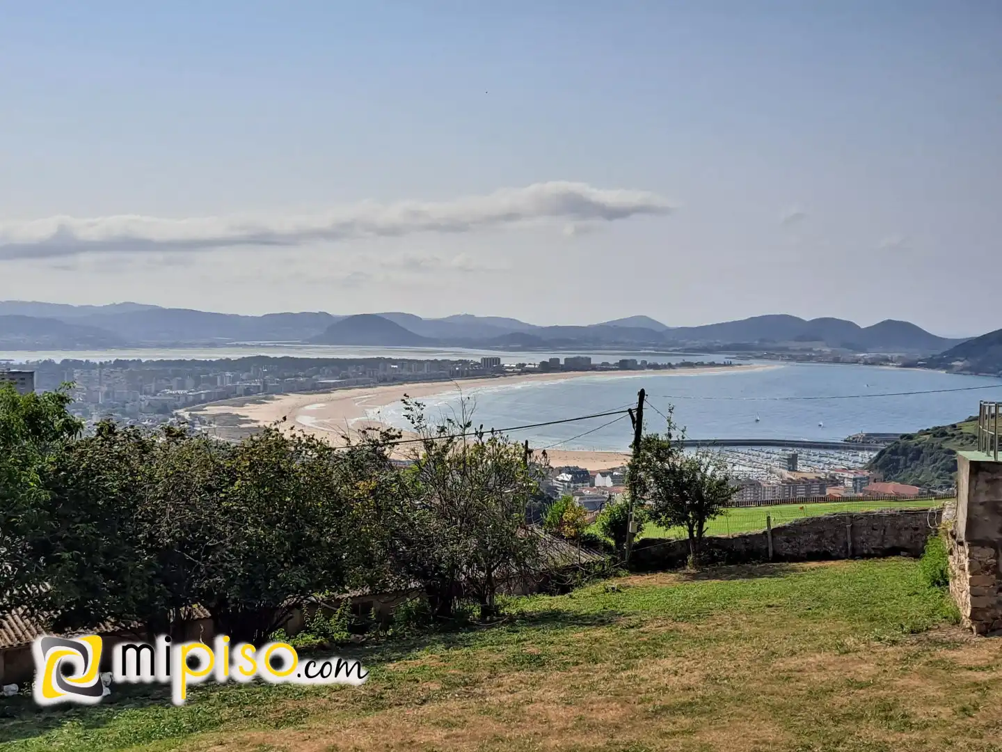 Casa o chalet en venta en Laredo con Calefacción, Terraza y Trastero
