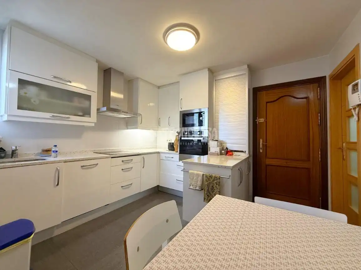 Cocina de Piso en venta en Alcalá de Henares con Aire acondicionado y Terraza