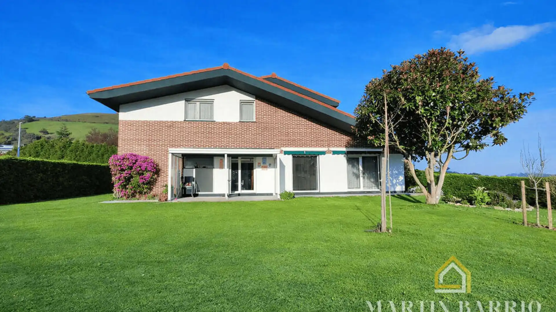 Jardí de Casa o xalet en venda en Muskiz amb Calefacció, Jardí privat i Traster