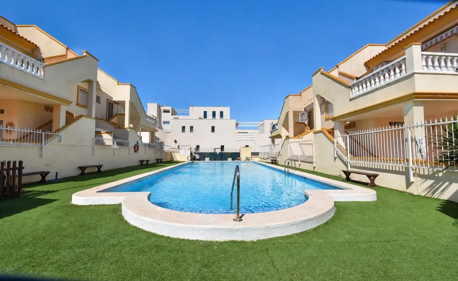 Apartament amb piscina en venda a Orihuela Costa, imagen 2