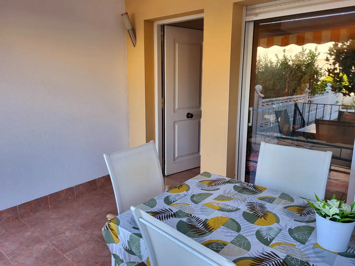 Terraza de Casa adosada en venta en Creixell con Aire acondicionado, Calefacción y Jardín privado