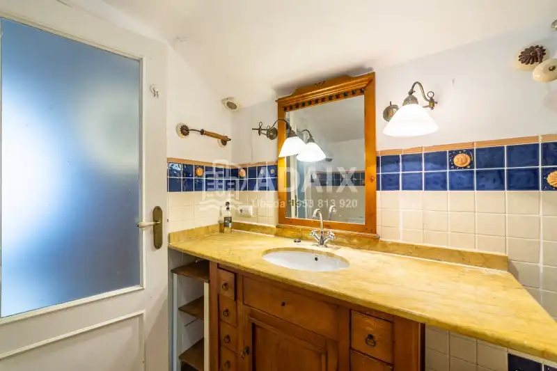 Bany de Casa o xalet en venda en Úbeda amb Terrassa i Balcó