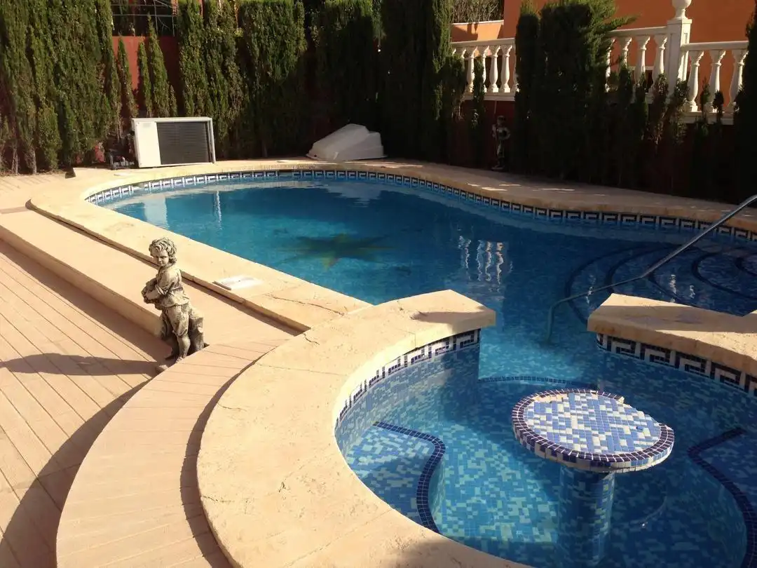 Chalet con piscina en alquiler en Balcón de Finestrat - Terra Marina, imagen 2