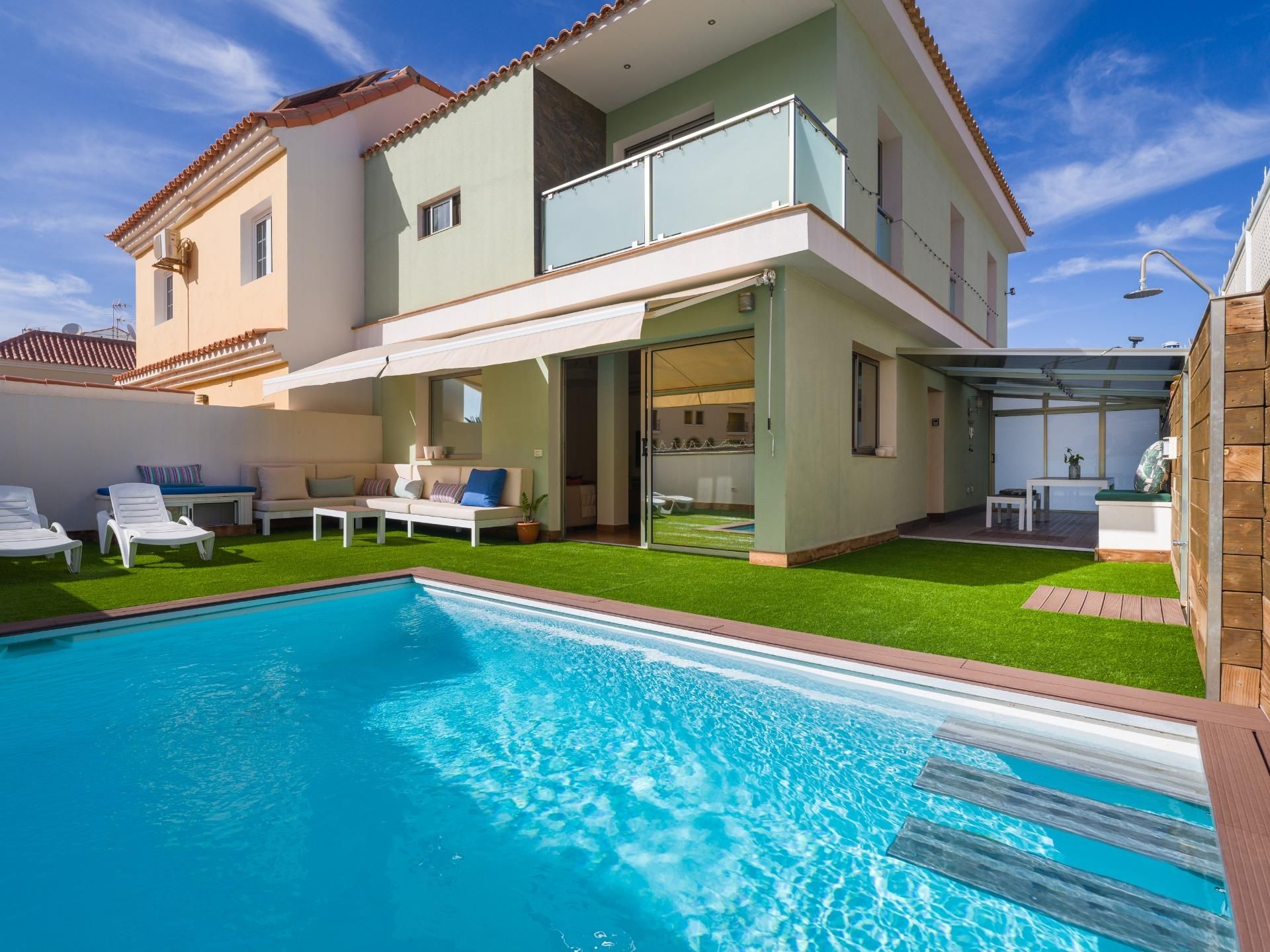 Swimming pool of House or chalet to rent in San Bartolomé de Tirajana  with Air Conditioner, Private garden and Terrace