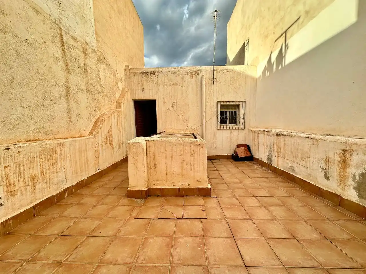 Vista exterior de Casa o xalet en venda en Almería