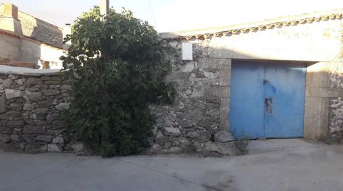 Foto 2 de Casa adosada en venda a Travesia Fuente, 10, Pereruela, Zamora