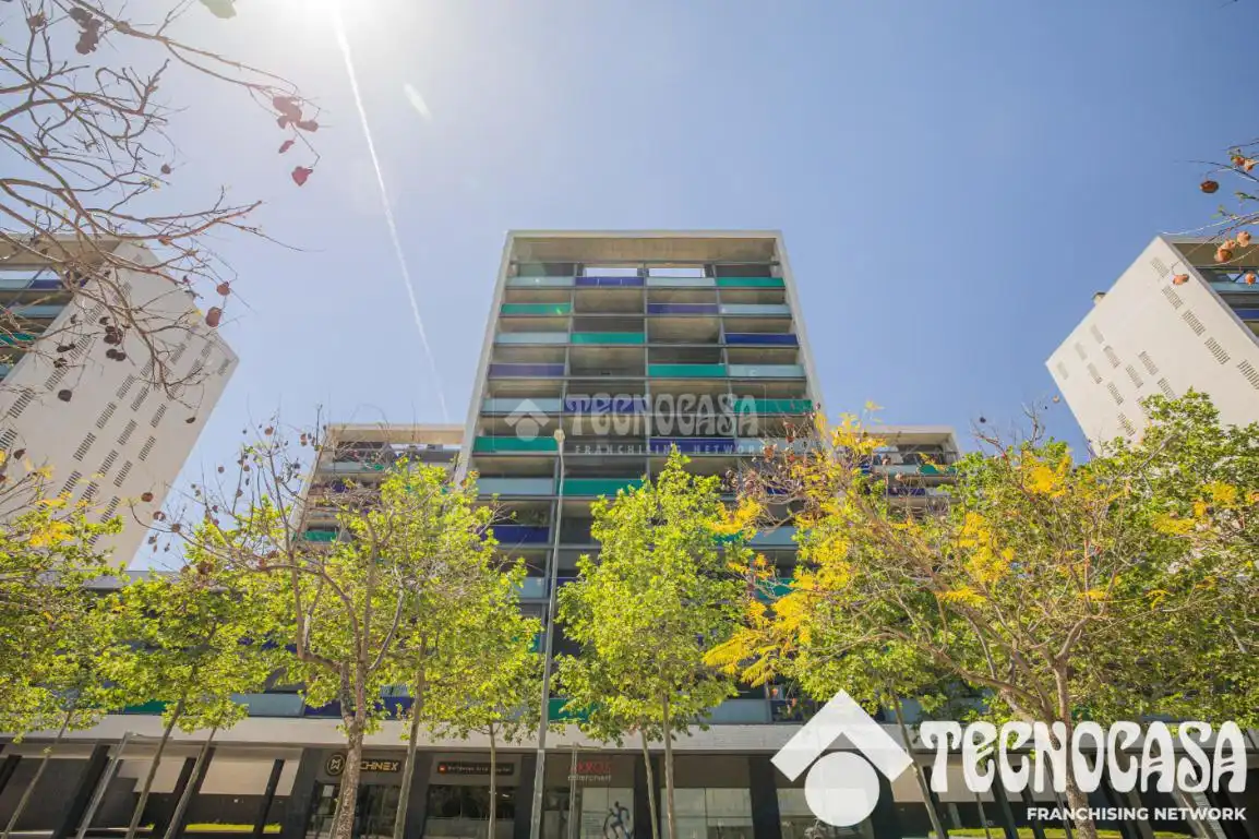 Vista exterior de Piso en venta en Viladecans con Terraza, Trastero y Amueblado