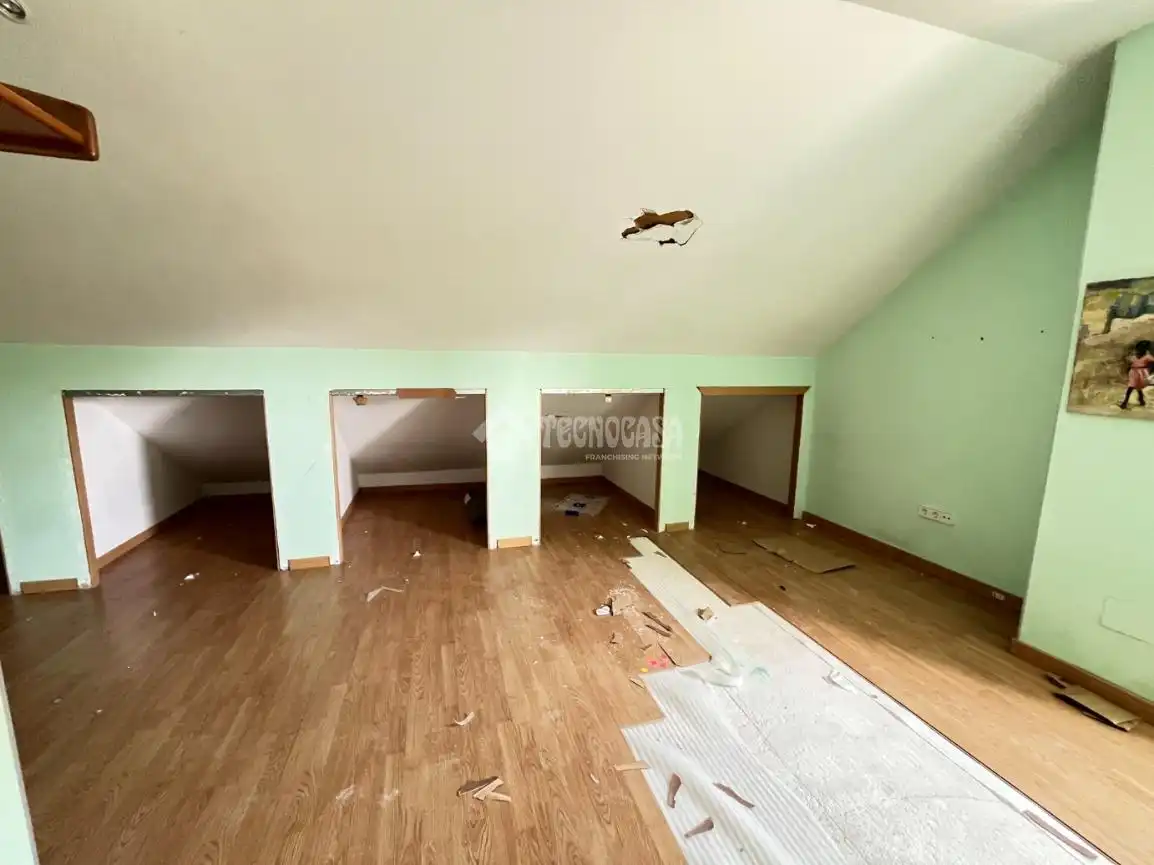 Casa aparellada en venda a Loeches, imagen 27