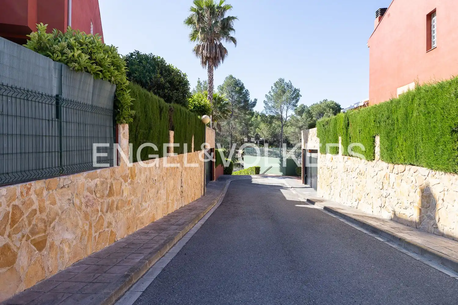 Vista exterior de Casa o chalet de alquiler en Náquera con Aire acondicionado, Calefacción y Jardín privado
