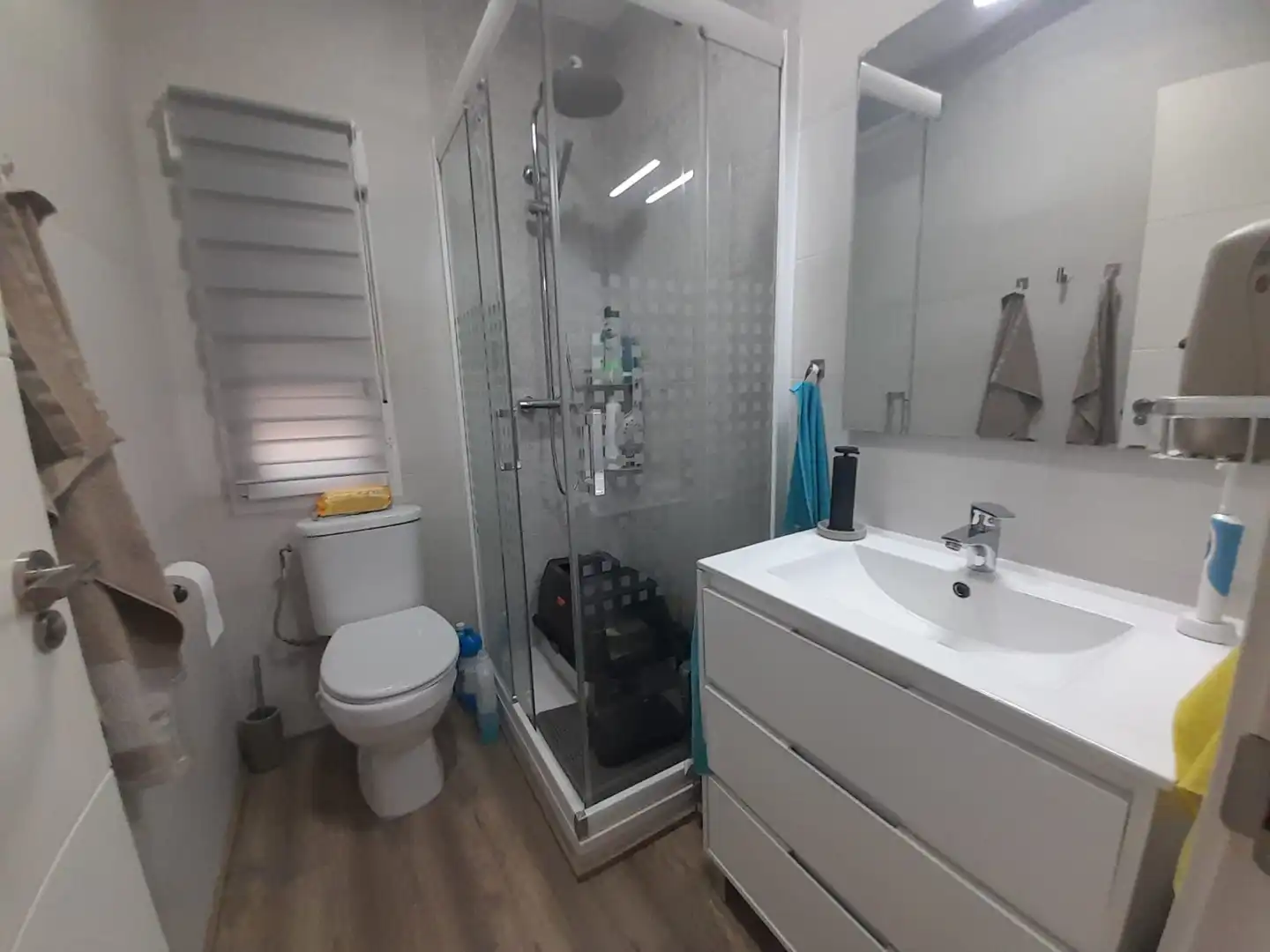 Badezimmer von Einfamilien-Reihenhaus zum Verkauf in Puertollano mit Terrasse