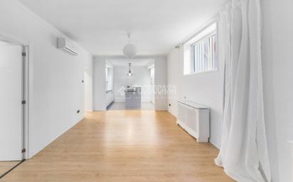 Flat for sale in  Madrid Capital  with Air Conditioner and Heating