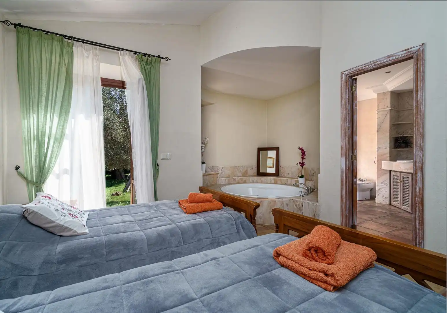 Habitación de Casa o chalet en venta en Capdepera con Aire acondicionado, Calefacción y Jardín privado