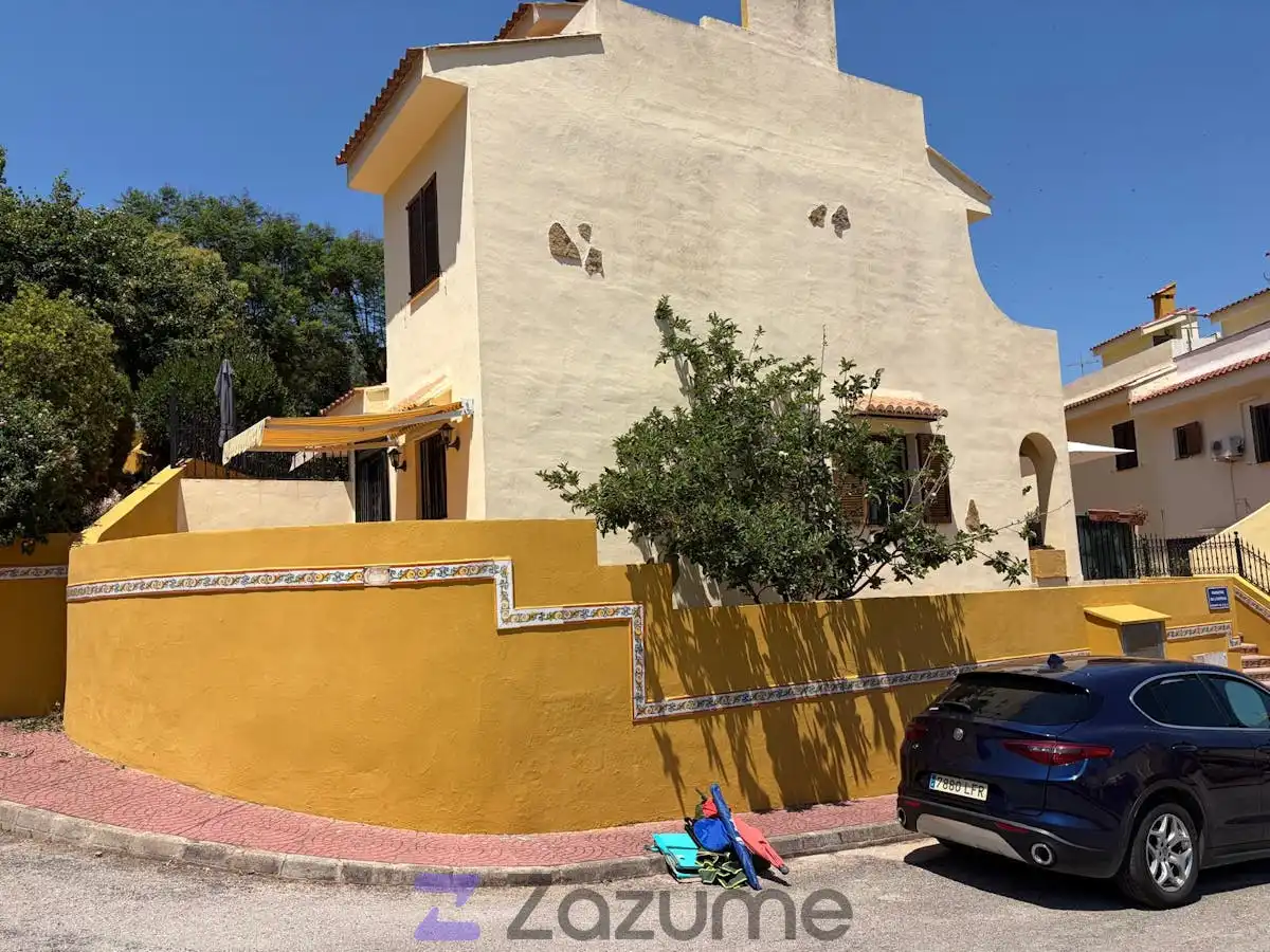 Exterior view of Detached homes for rent in Sueca  with Air Conditioner, Terrace and Swimming Pool
