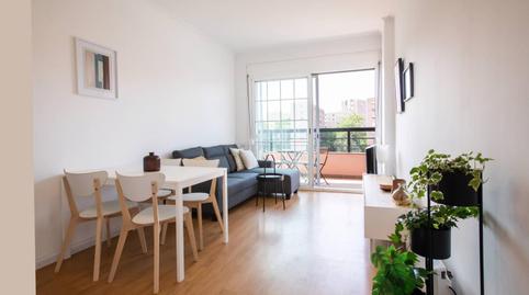 Foto 2 de Pis de lloguer a De Les Corts Catalanes, El Besós i el Maresme, Barcelona