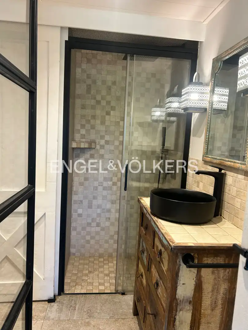 Baño de Apartamento de alquiler en Sant Cugat del Vallès con Aire acondicionado, Calefacción y Parquet