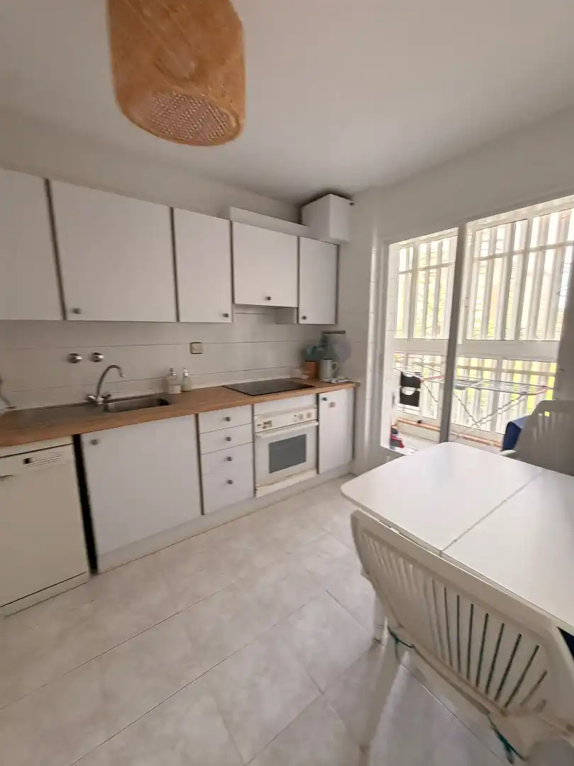 Cocina de Piso en venta en Orihuela con Aire acondicionado, Jardín privado y Trastero