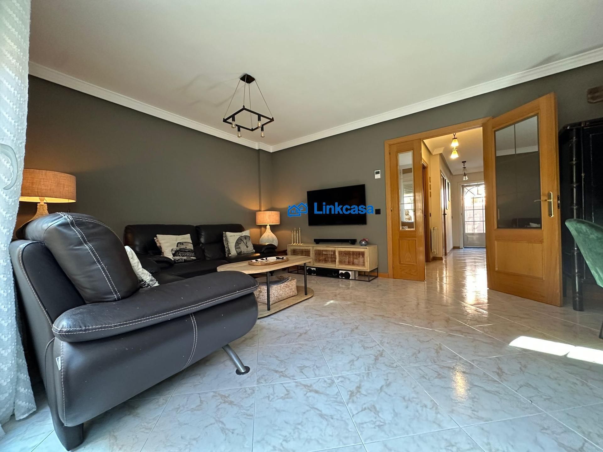 Living room of Single-family semi-detached for sale in Alcalá de Henares  with Heating and Private garden