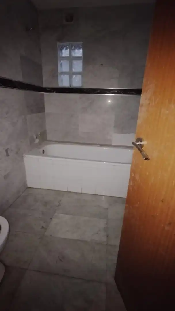 Bany de Casa o xalet en venda en Tordera amb Jardí privat, Parquet i Terrassa