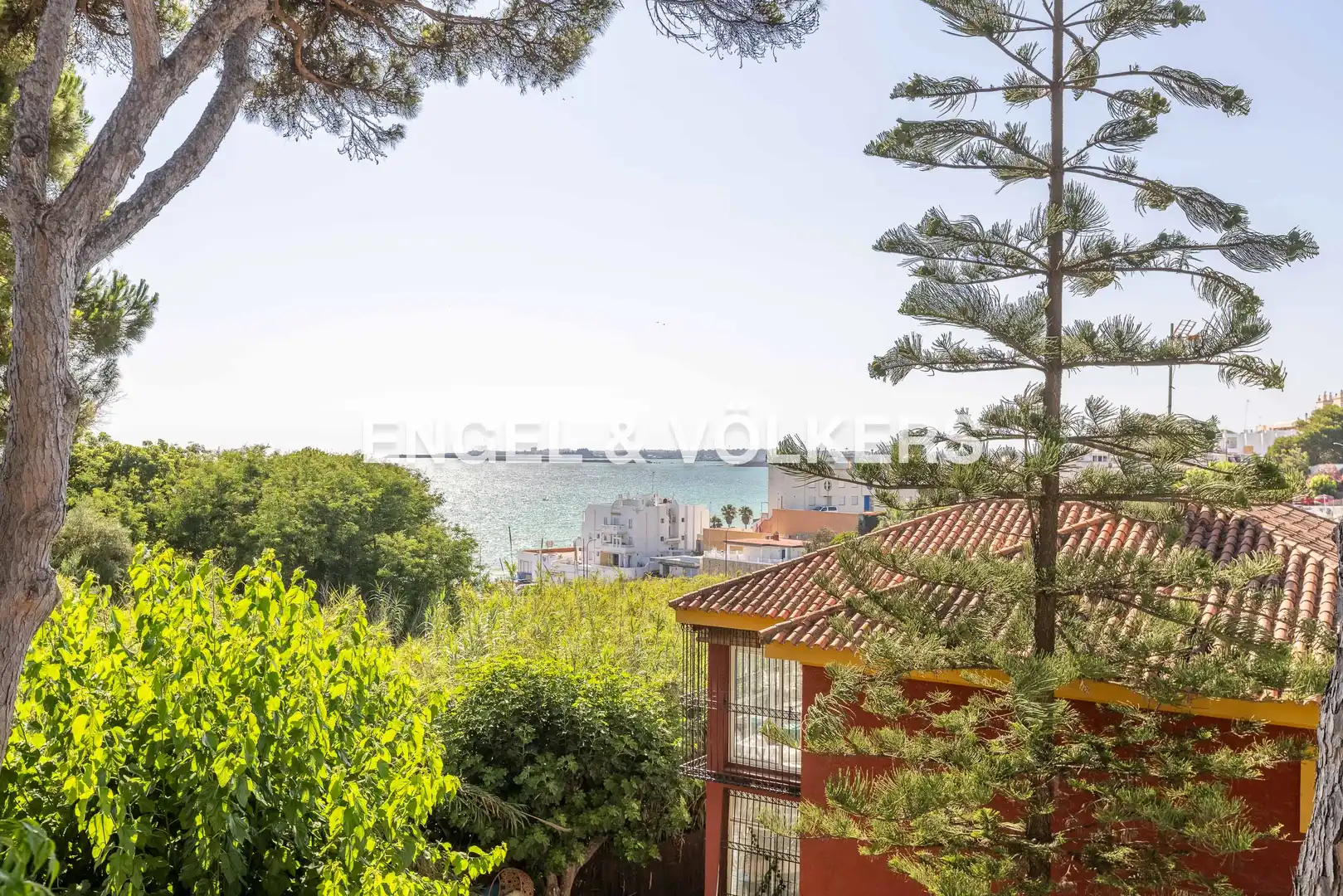 Außenansicht von Country house zum Verkauf in El Puerto de Santa María mit Klimaanlage, Heizung und Privatgarten