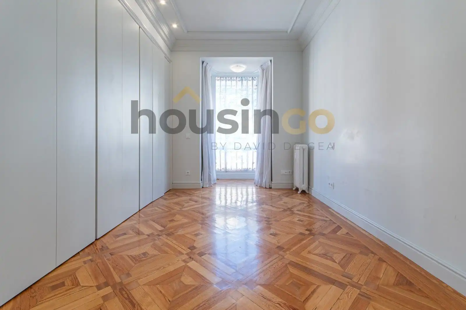 Bedroom of Flat for rent in Madrid  with Air Conditioner, Heating and Terrace